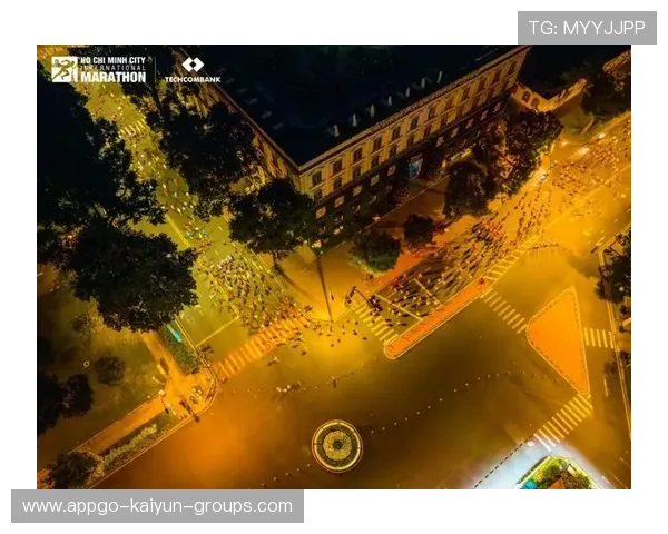 胡志明市马拉松:越南跑者冲线破纪录,精彩纷呈,越南胡志明市现状 胡志明市马拉松:越南跑者冲线破纪录,精彩纷呈,越南胡志明市现状